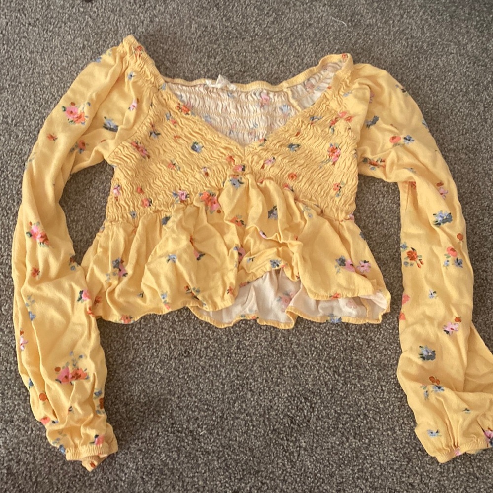 la hearts v neck babydoll floral shirt in yellow